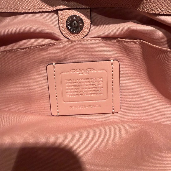 Coach Baby Pink Leather Bag - Picture 2 of 4